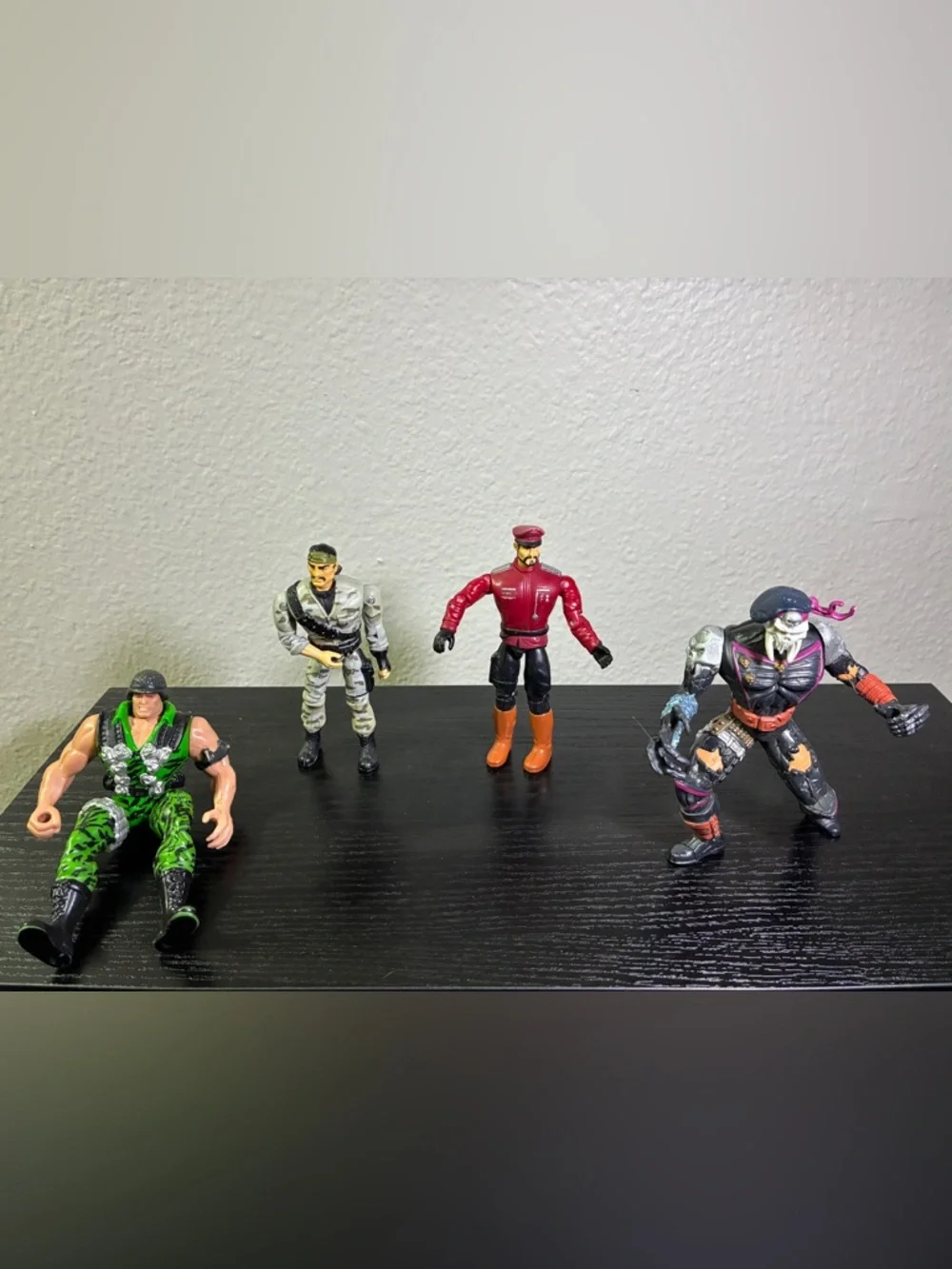Hasbro Extreme GI Joe Action Figure Lot With 2 Extremes Blitz And Savage Vintage